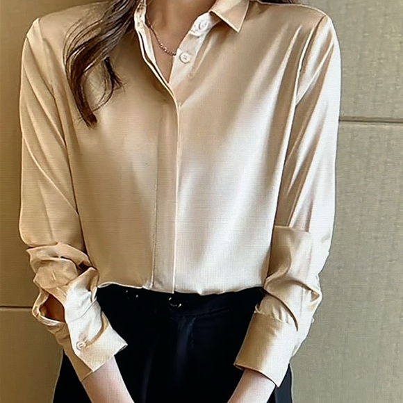 RACHEL ZOE BRAND NEW,NO TAGS JUST ATTACHED EXTRA BUTTON  LONG SLEEVE BlOUSE SZ.M - Picture 3 of 16